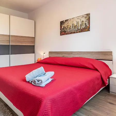 3 Bedroom Amazing In Barban